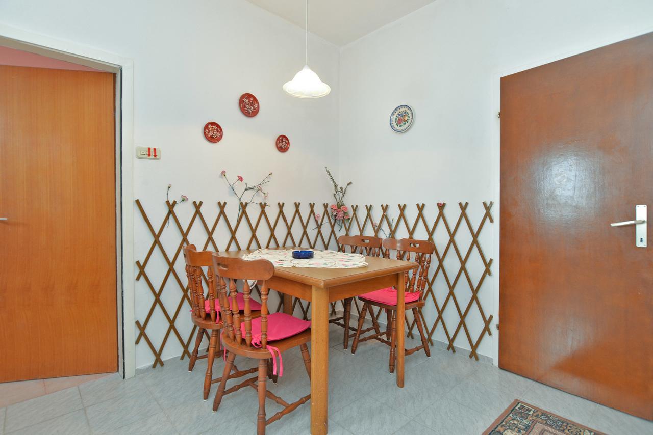 Apartments Stjepan 725 Fažana Exterior foto